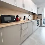 Sky Airport Modern - Free Parking , Ac * Cluj-Napoca