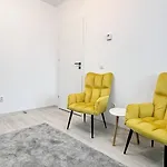 Sky Airport Modern - Free Parking , Ac