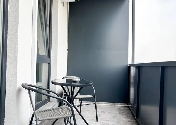 Sky Stay Airport Modern Apart - Free Parking , Ac Cluj-Napoca